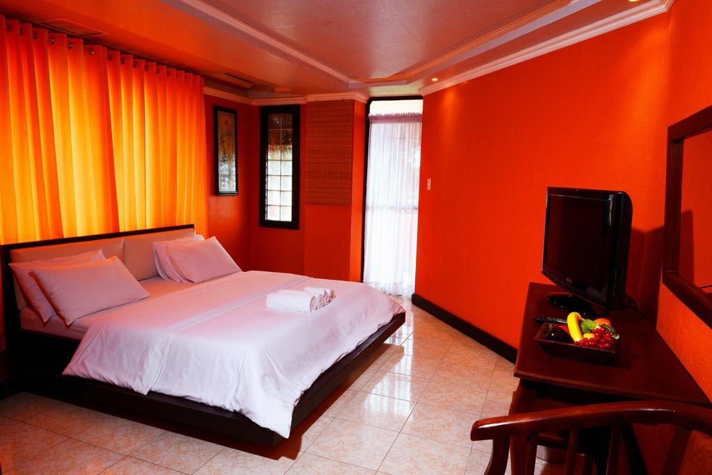 Jaimee'S Hotel, Resort And Restaurant Maasin  Room photo